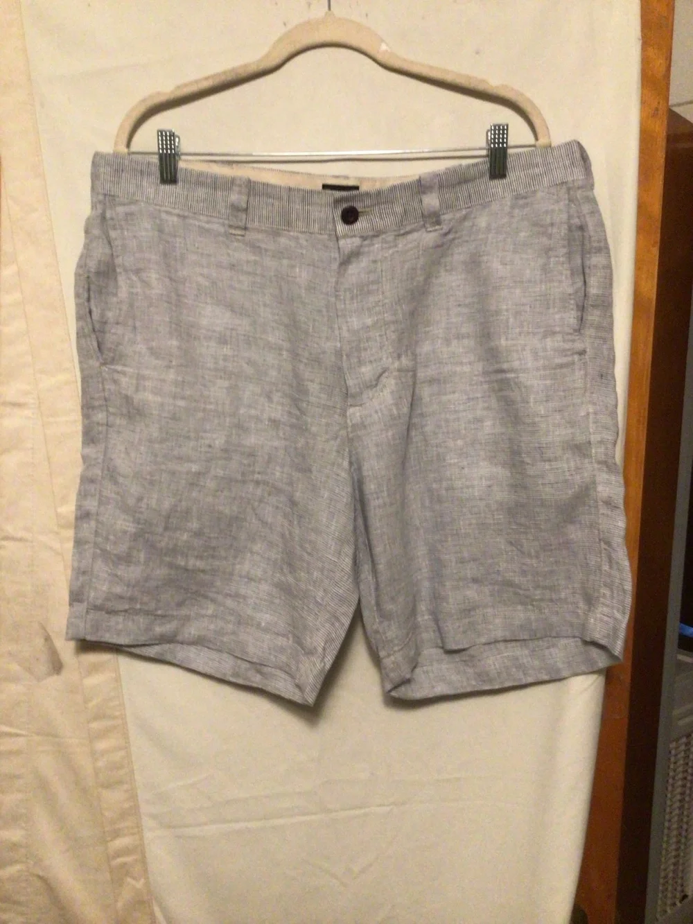 J.Crew linen casual summer wardrobe staple shorts SZ 36 inseam 9”